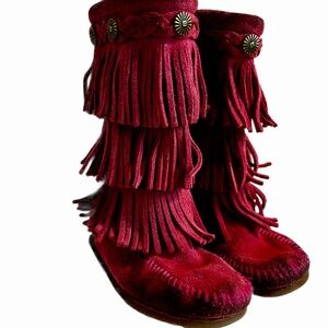 Toddler girls Minnetonka shoes size 8